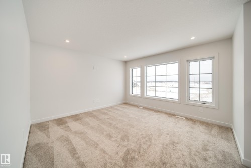 96 Chelles Wynd, St. Albert, AB - Indoor Photo Showing Other Room