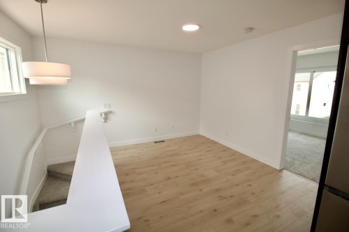G 3864 Chrustawka Place, Edmonton, AB - Indoor Photo Showing Other Room