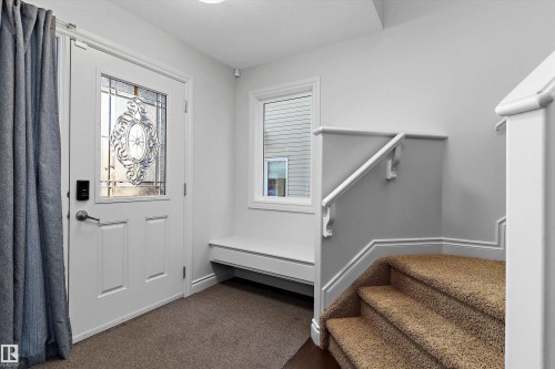 823 172 Street, Edmonton, AB - Indoor Photo Showing Other Room