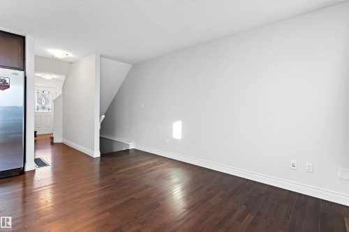 823 172 Street, Edmonton, AB - Indoor Photo Showing Other Room
