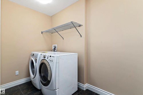 823 172 Street, Edmonton, AB - Indoor Photo Showing Laundry Room