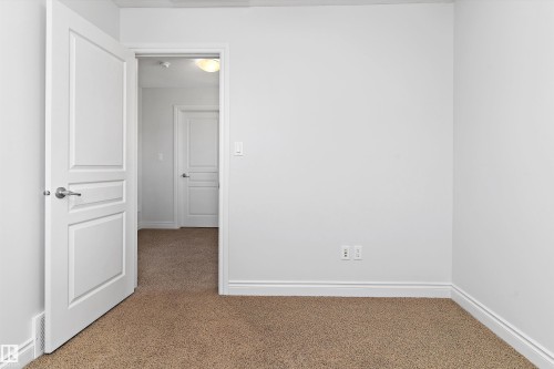 823 172 Street, Edmonton, AB - Indoor Photo Showing Other Room