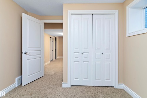 823 172 Street, Edmonton, AB - Indoor