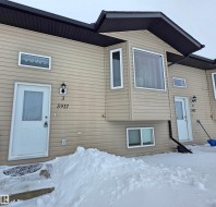 3 5917 48 Avenue  St. Paul Town, AB T0A 3A4