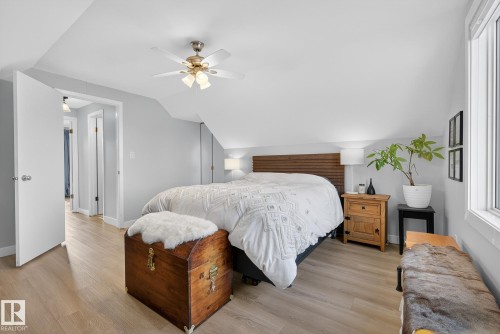 9327 86 Street, Edmonton, AB - Indoor Photo Showing Bedroom