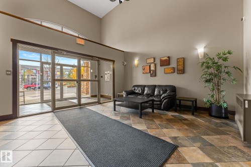 302 2503 Hanna Crescent, Edmonton, AB - Indoor
