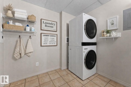 302 2503 Hanna Crescent, Edmonton, AB - Indoor Photo Showing Laundry Room