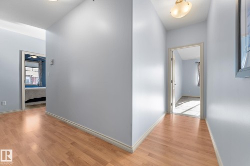 302 2503 Hanna Crescent, Edmonton, AB - Indoor Photo Showing Other Room