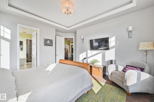 1 7570 May Common, Edmonton, AB - Indoor Photo Showing Bedroom