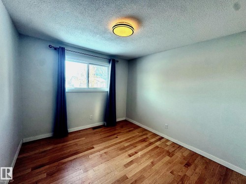 6 Manor Drive, Spruce Grove, AB - Indoor Photo Showing Other Room