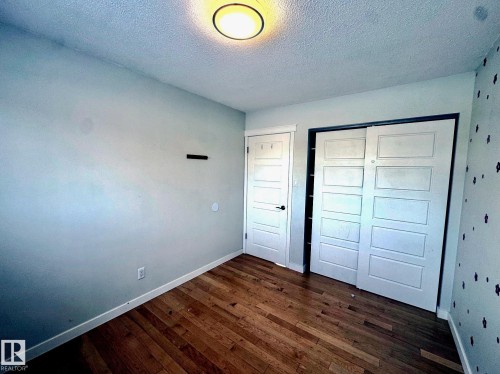 6 Manor Drive, Spruce Grove, AB - Indoor Photo Showing Other Room