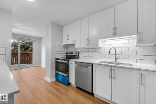 70 Hearthstone, Edmonton, AB - Indoor Photo Showing Kitchen With Double Sink