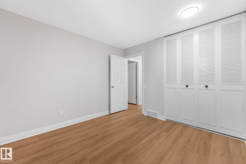 70 Hearthstone, Edmonton, AB - Indoor Photo Showing Other Room