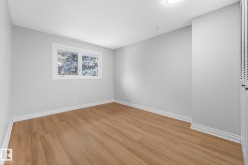 70 Hearthstone, Edmonton, AB - Indoor Photo Showing Other Room