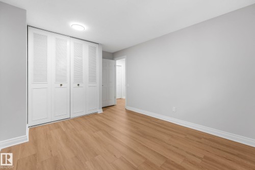 70 Hearthstone, Edmonton, AB - Indoor Photo Showing Other Room