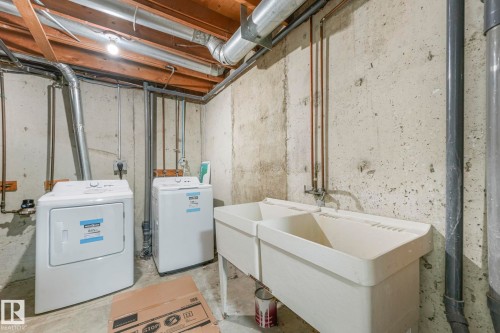 70 Hearthstone, Edmonton, AB - Indoor Photo Showing Laundry Room