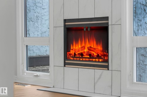 70 Hearthstone, Edmonton, AB - Indoor Photo Showing Other Room