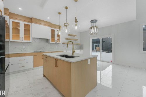3505 44 Avenue, Beaumont, AB - Indoor Photo Showing Kitchen With Upgraded Kitchen