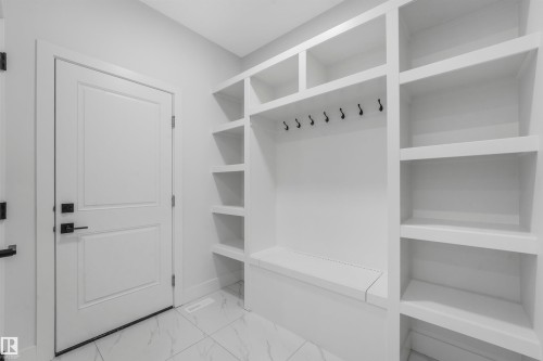 3505 44 Avenue, Beaumont, AB - Indoor With Storage