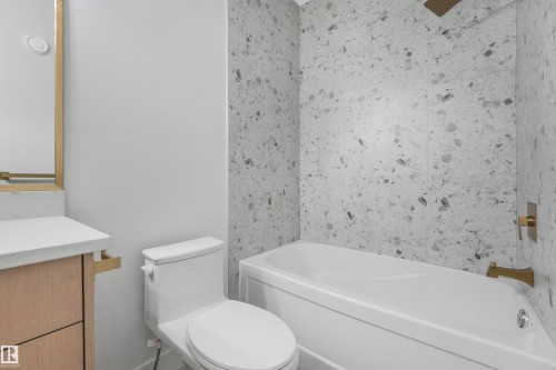 3505 44 Avenue, Beaumont, AB - Indoor Photo Showing Bathroom