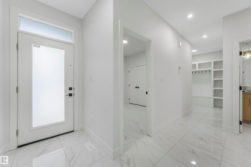 3505 44 Avenue, Beaumont, AB - Indoor Photo Showing Other Room