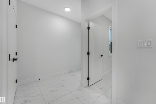 3505 44 Avenue, Beaumont, AB - Indoor Photo Showing Other Room