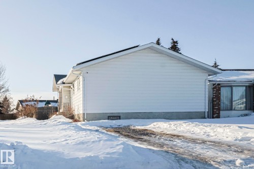 View of snow covered exterior - 192 Dunluce Road, Edmonton, AB - Outdoor