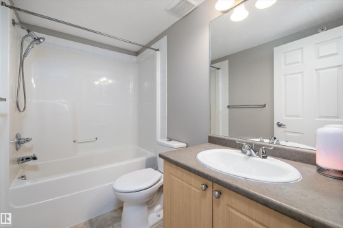 403 622 Mcallister Loop, Edmonton, AB - Indoor Photo Showing Bathroom