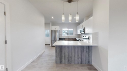 691 Cambrian Boulevard, Sherwood Park, AB - Indoor Photo Showing Kitchen
