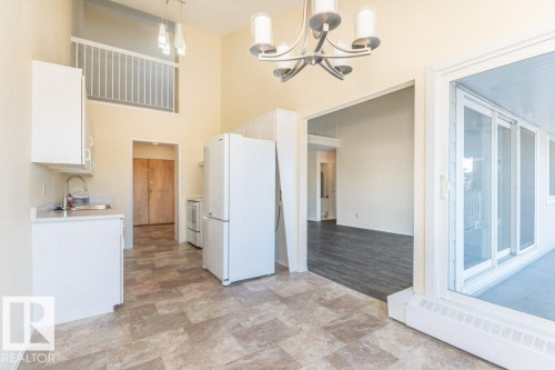 433 4404 122 Street, Edmonton, AB - Indoor