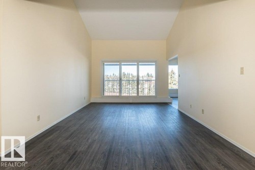 433 4404 122 Street, Edmonton, AB - Indoor Photo Showing Other Room