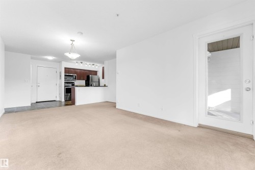 316 3211 James Mowatt Trail, Edmonton, AB - Indoor Photo Showing Other Room