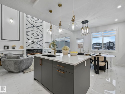 3512 44 Avenue, Beaumont, AB - Indoor Photo Showing Kitchen