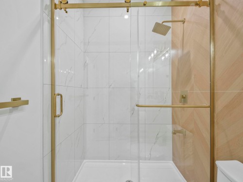 3512 44 Avenue, Beaumont, AB - Indoor Photo Showing Bathroom