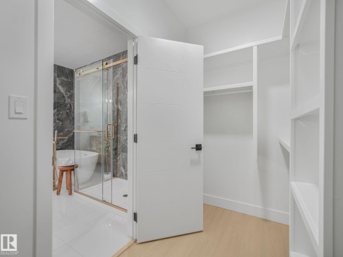 3512 44 Avenue, Beaumont, AB - Indoor