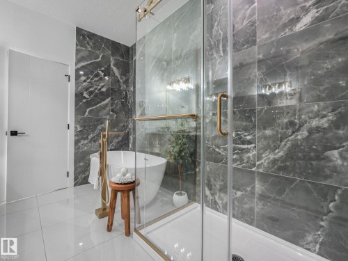 3512 44 Avenue, Beaumont, AB - Indoor Photo Showing Bathroom