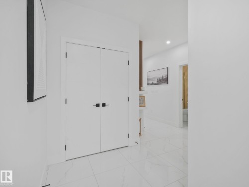 3512 44 Avenue, Beaumont, AB - Indoor Photo Showing Other Room