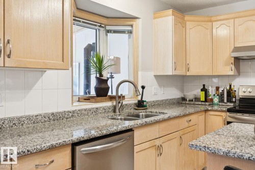 8617 158A Avenue, Edmonton, AB - Indoor Photo Showing Kitchen With Double Sink With Upgraded Kitchen