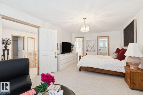 8617 158A Avenue, Edmonton, AB - Indoor Photo Showing Bedroom