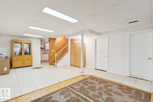 8617 158A Avenue, Edmonton, AB - Indoor Photo Showing Other Room