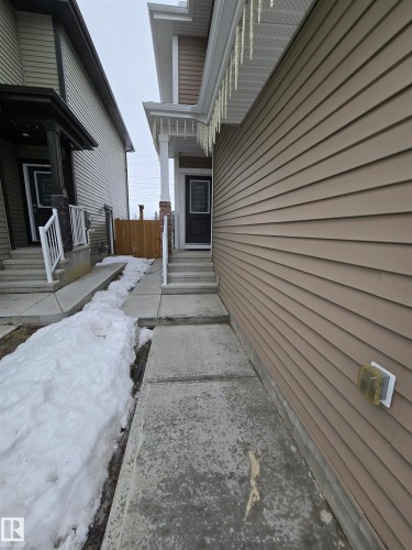Doorway to property - 1641 Enright Way Nw, Edmonton, AB - Outdoor