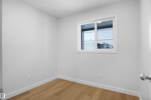 21225 131A Avenue, Edmonton, AB - Indoor Photo Showing Other Room