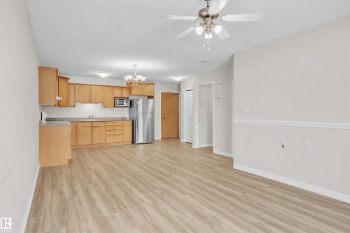 1 5011 Pine Drive, Cherry Grove, AB - Indoor Photo Showing Kitchen