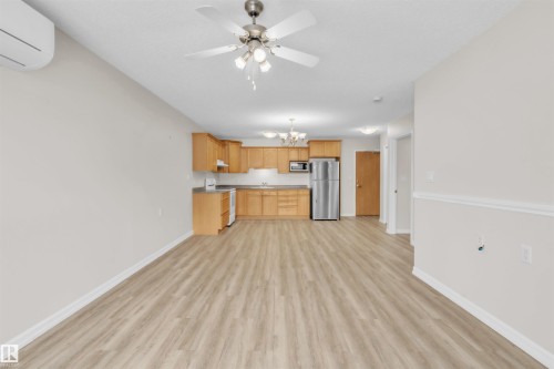1 5011 Pine Drive, Cherry Grove, AB - Indoor Photo Showing Kitchen