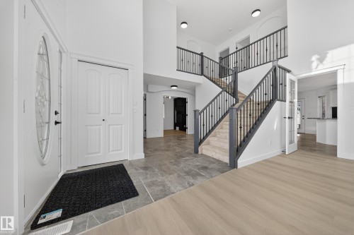 10916 175 Avenue, Edmonton, AB - Indoor Photo Showing Other Room