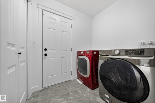 10916 175 Avenue, Edmonton, AB - Indoor Photo Showing Laundry Room