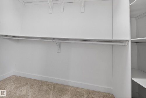 10916 175 Avenue, Edmonton, AB - Indoor With Storage