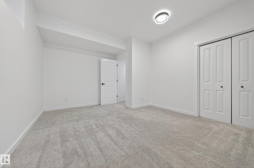 10916 175 Avenue, Edmonton, AB - Indoor Photo Showing Other Room