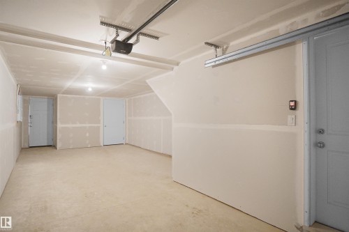 27 531 Merlin Landing, Edmonton, AB - Indoor