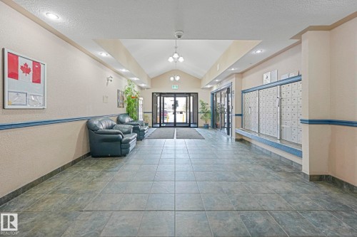 109 16221 95 Street, Edmonton, AB - Indoor Photo Showing Other Room